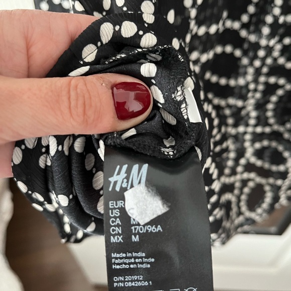 H&M blouse black and white - Picture 7 of 9